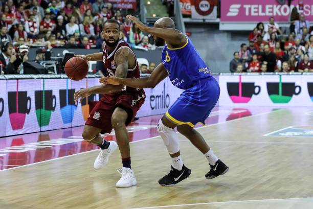 [图]德甲-拜尔传射吉拉西建功 多特蒙德2-1逆转莱比锡.