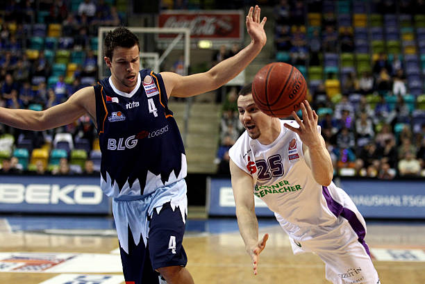 各支球队都 各支球队都