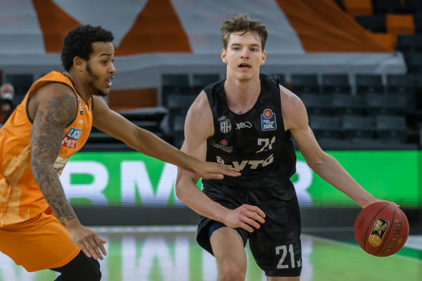 范德萨观战曼联4-1狼队，获官方俏皮回应